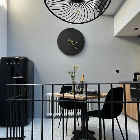 Entre Nous Le Du Bellay *