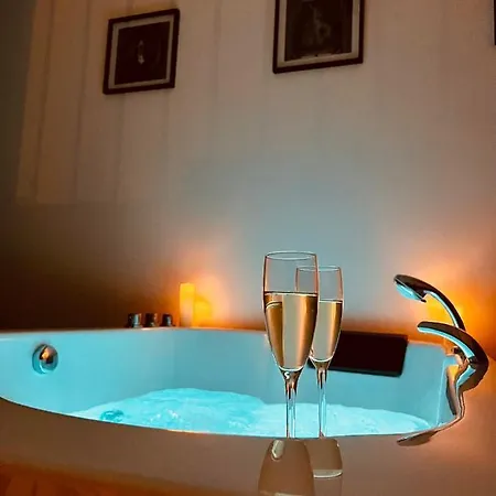 Entre Nous Le Du Bellay * Saumur