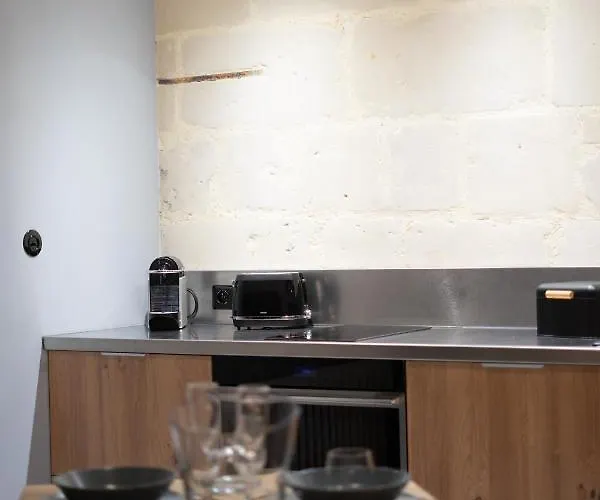 Entre Nous Le Du Bellay *